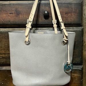 Michael Kors Shoulder Bag Grey